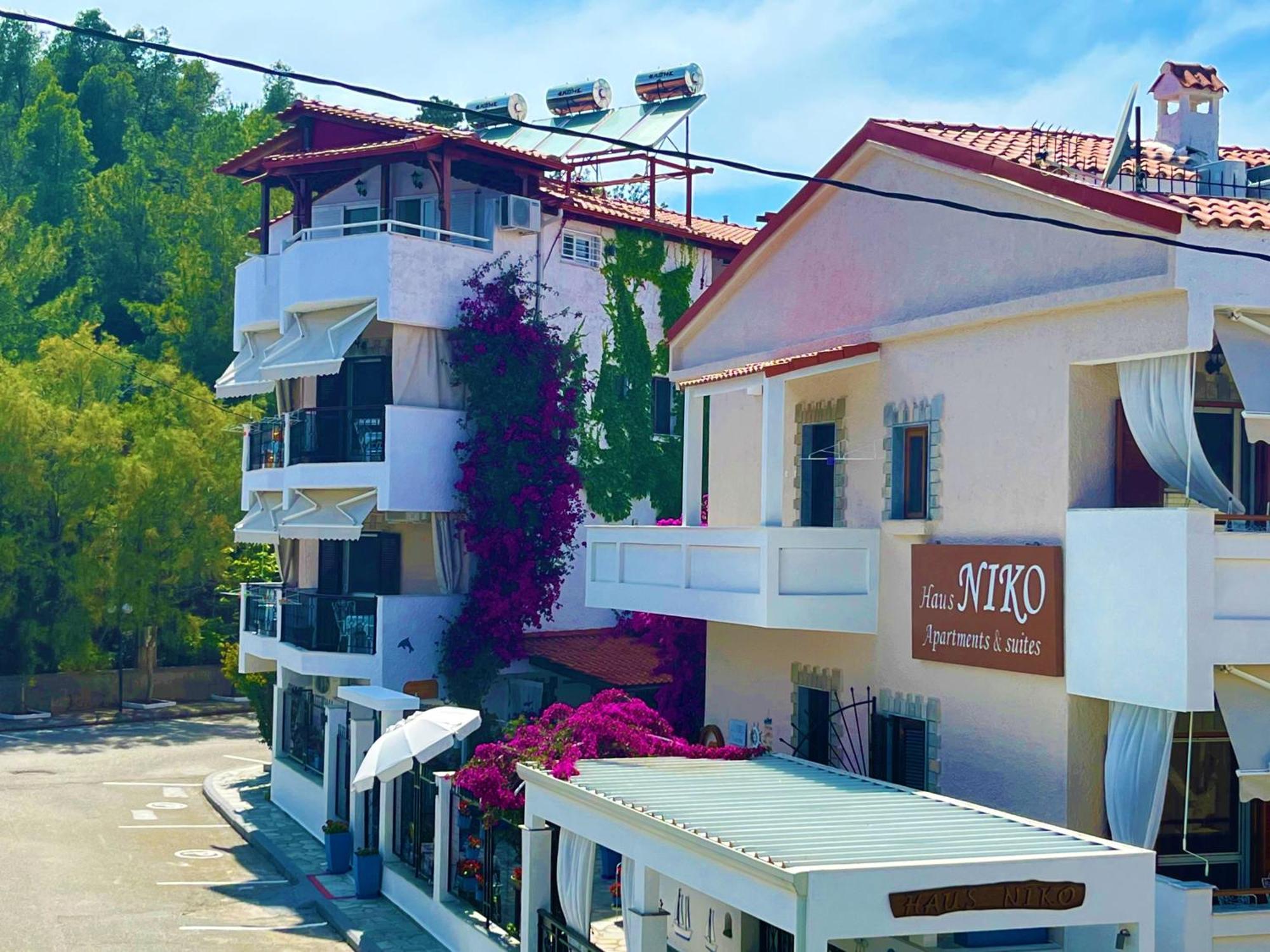 Haus Niko Apartments And Suites Неа-Потідея Екстер'єр фото